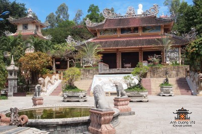 Long Son Pagoda Nha Trang