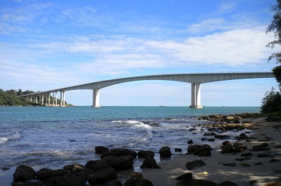 Snake_island_bridge_Sihanoukville_October_2014